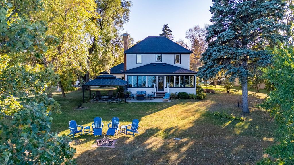 Photo of 405 E Summit Street, Battle Lake, MN 56515 (MLS # 7026198)