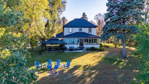 405 E Summit Street Battle Lake MN 56515