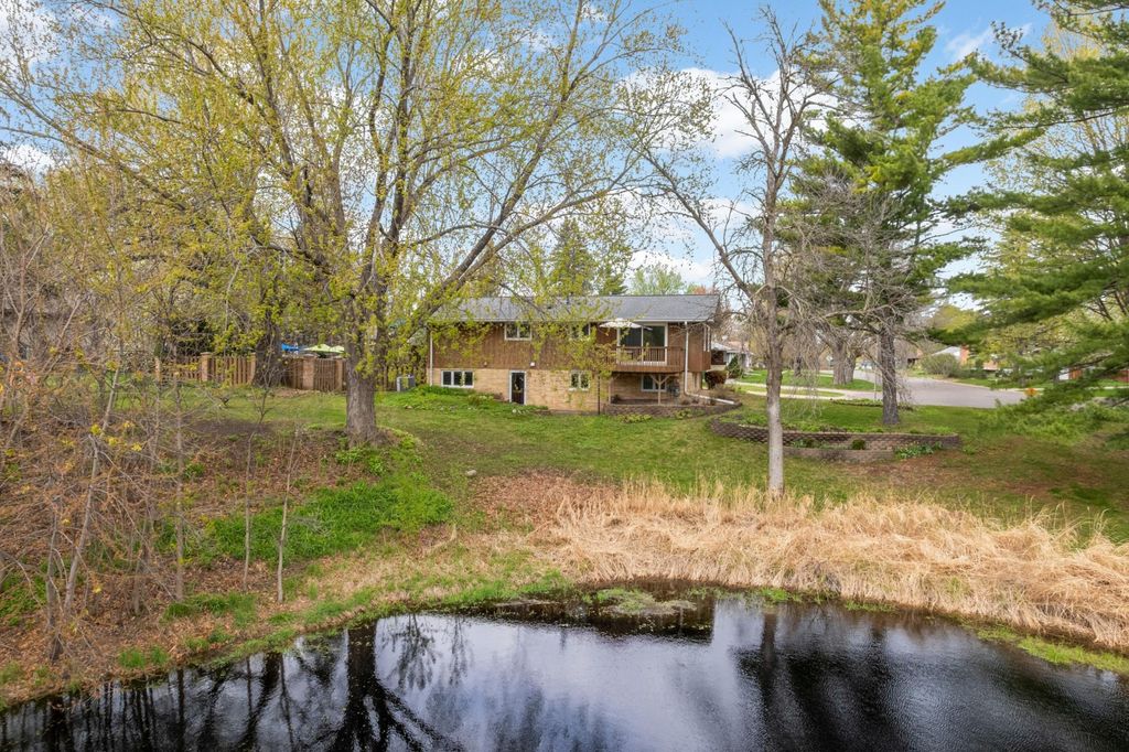 Photo of 3829 Florida Avenue N, Crystal, MN 55427 (MLS # 7063732)