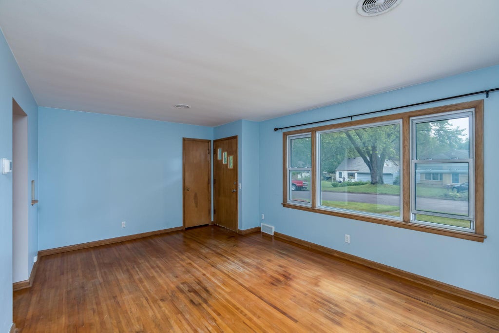 Photo of 13 Southview Drive, Mankato, MN 56001 (MLS # 7148316)