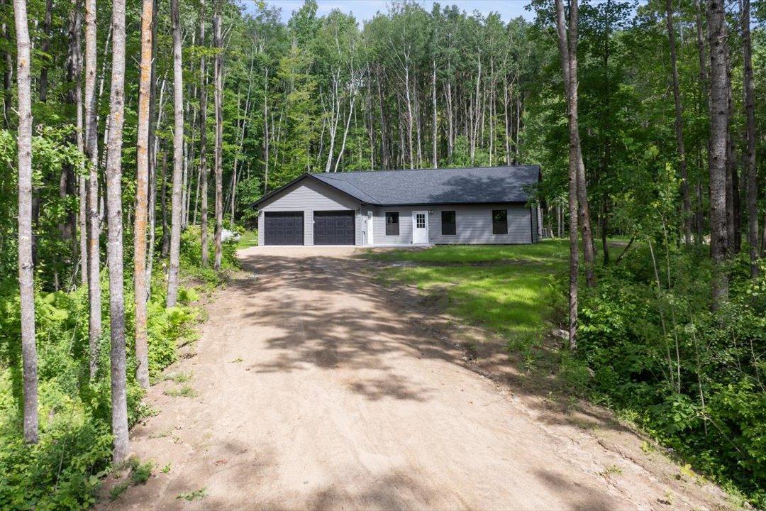121 Ridgeway Path
