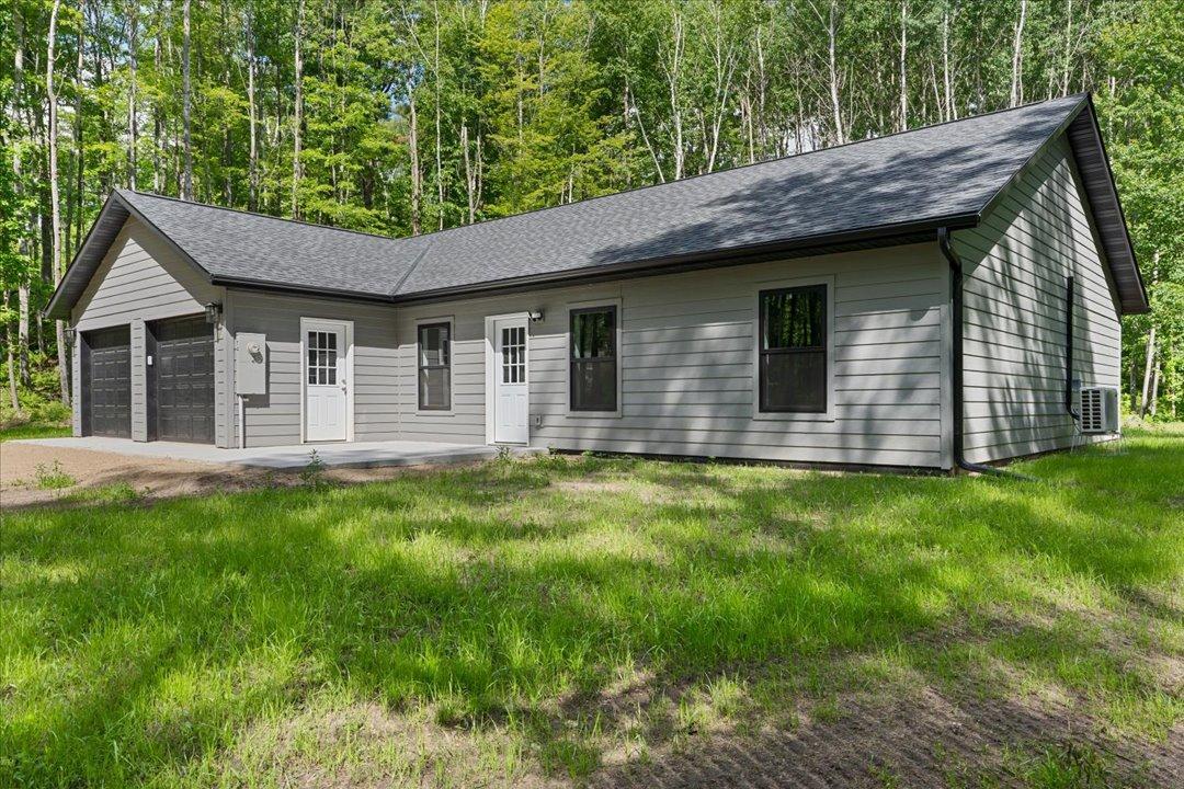 121 Ridgeway Path
