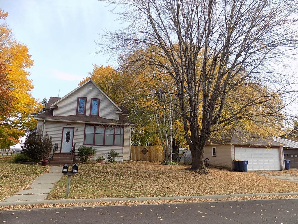 Photo of 480 11th Street, Lafayette, MN 56054 (MLS # 7166900)