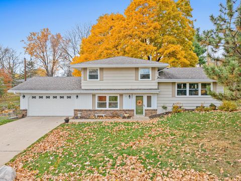 5233 Heritage Hills Drive Bloomington MN 55437