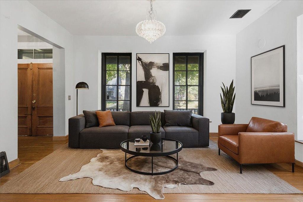 Photo of 480 Iglehart Avenue, Saint Paul, MN 55103 (MLS # 7049548)