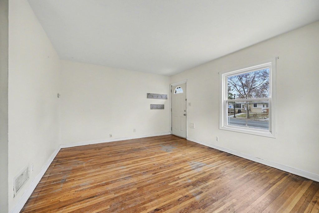 Photo of 5528 Penn Avenue S, Minneapolis, MN 55419 (MLS # 7044904)