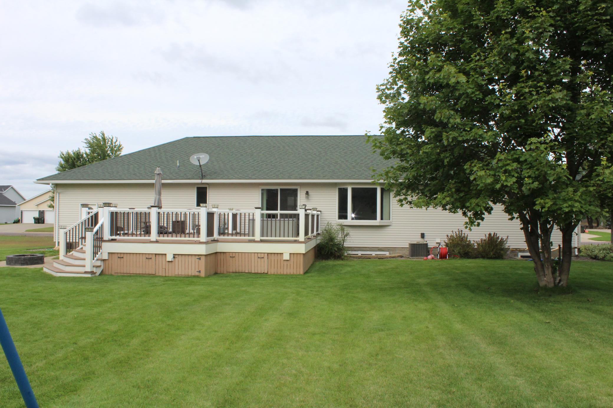 705 Eagle Drive SW