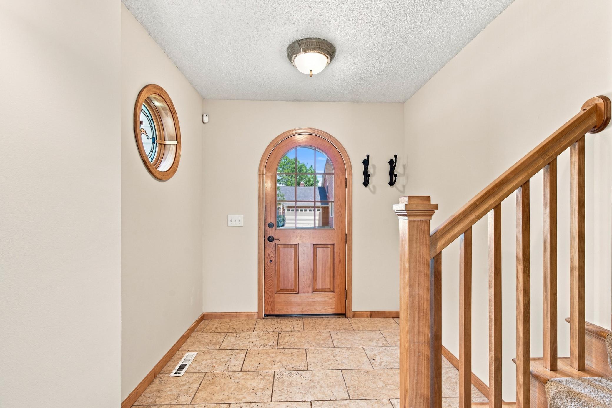 11649 Laketowne View