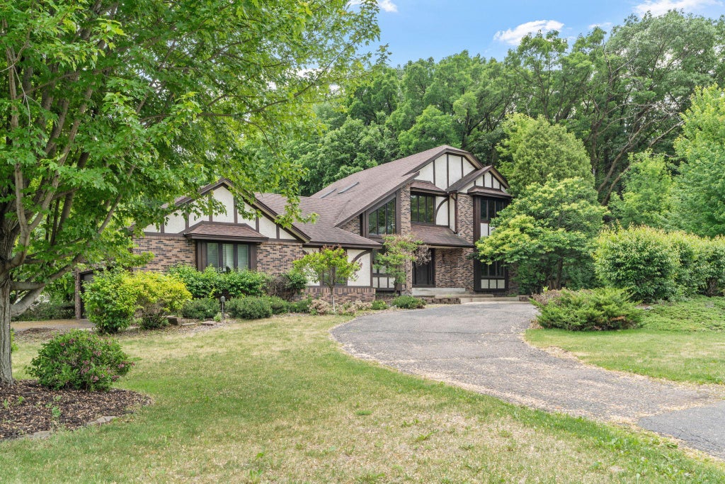 Photo of 1952 Safari Trail, Eagan, MN 55122 (MLS # 7085860)