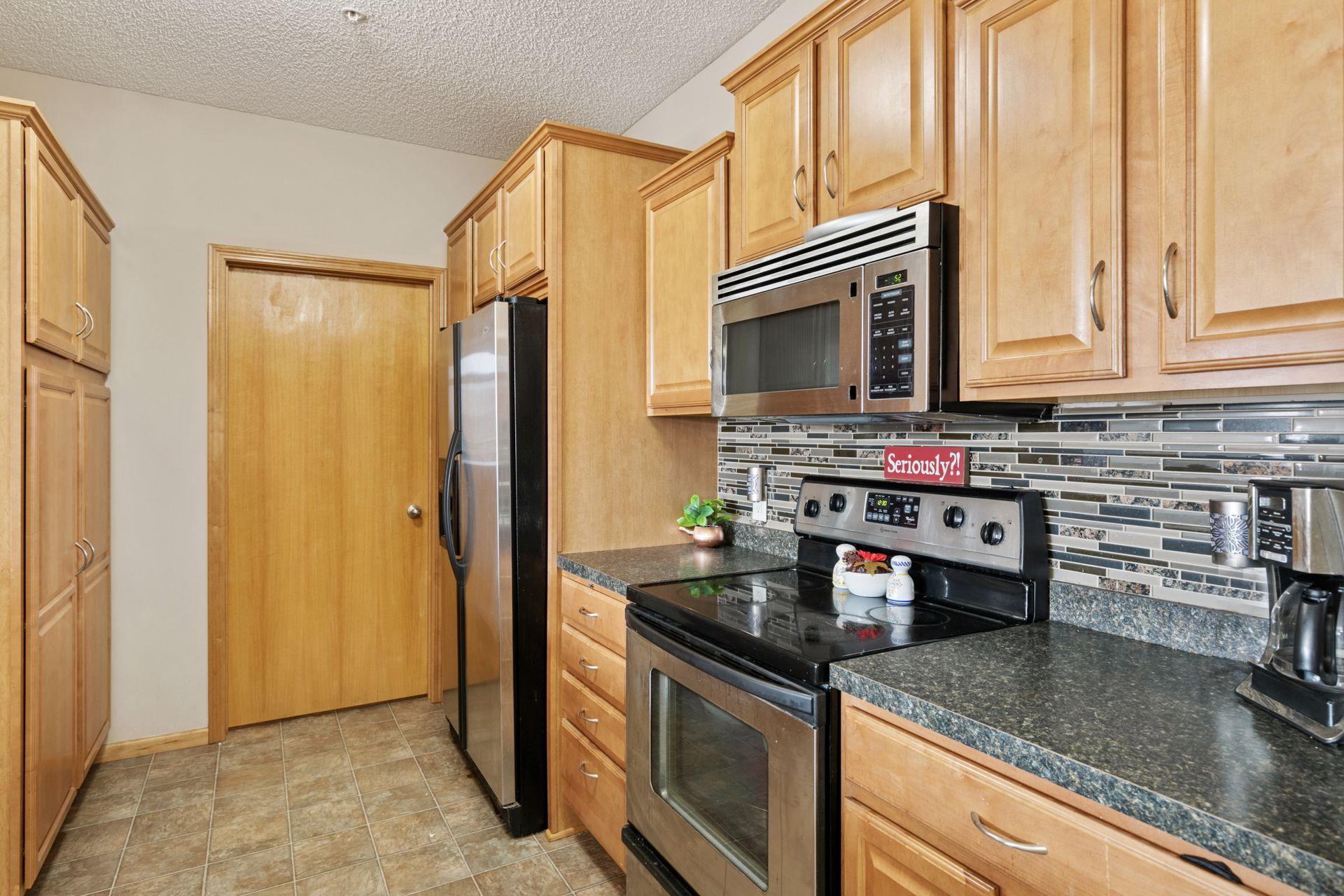 14567 Florissant Path R302
