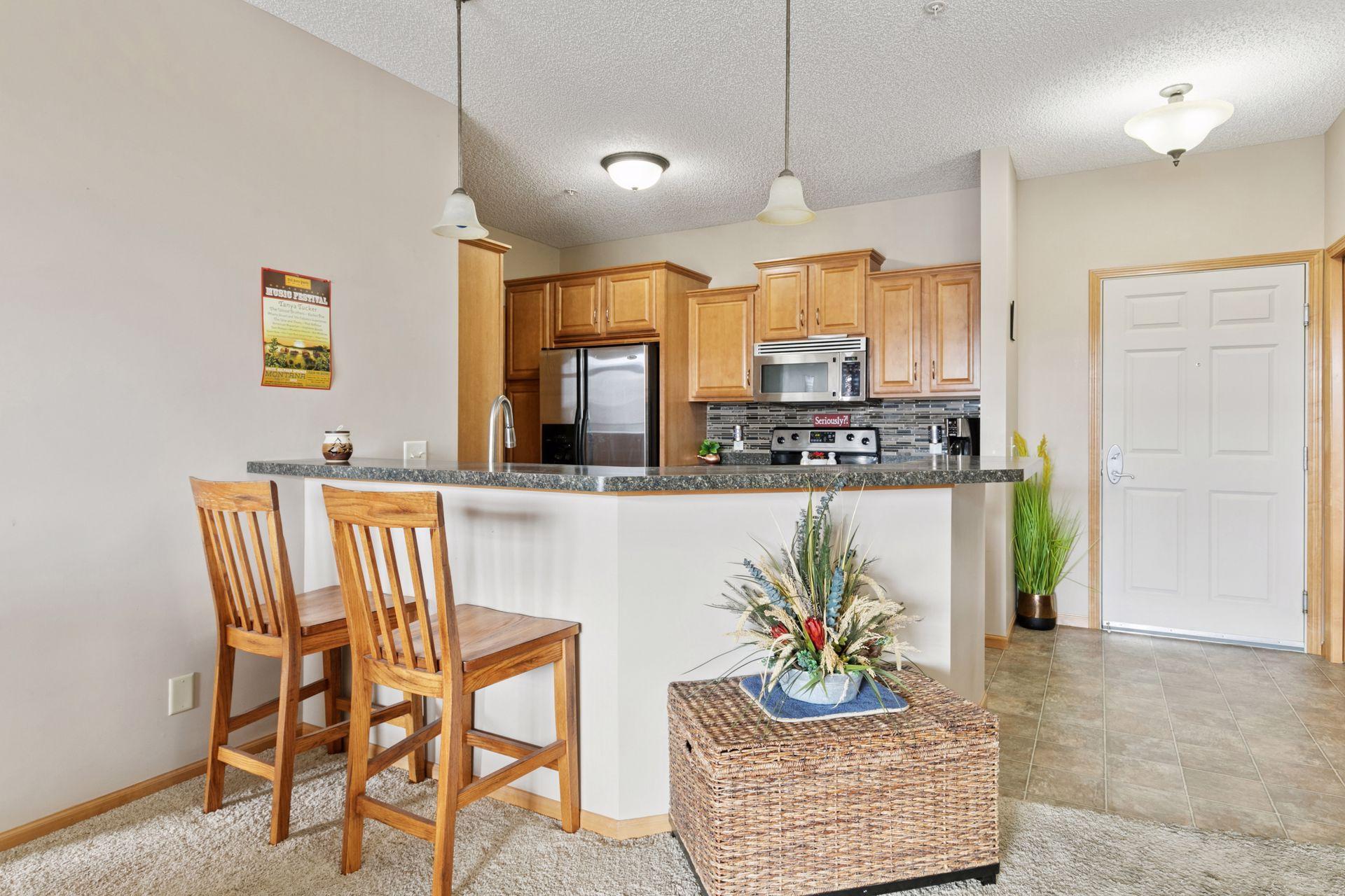 14567 Florissant Path R302