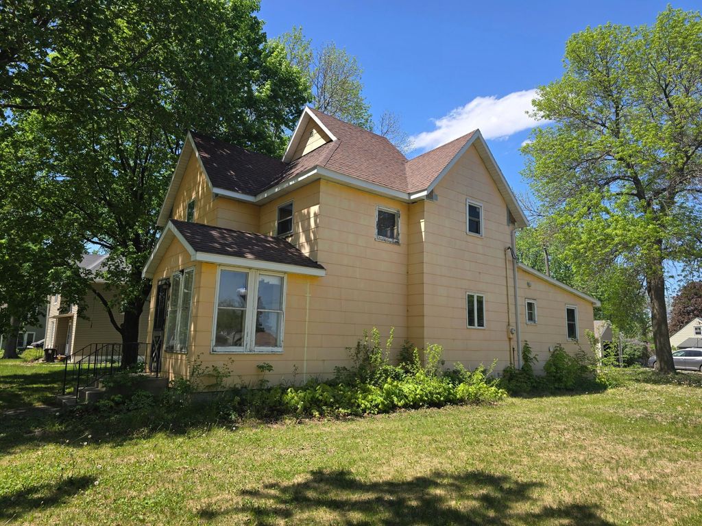 Photo of 410 E Ciro Street, Truman, MN 56088 (MLS # 7075799)