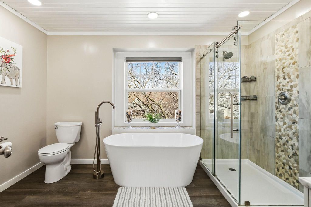 Photo of 18883 95th Avenue N, Maple Grove, MN 55311 (MLS # 7031325)