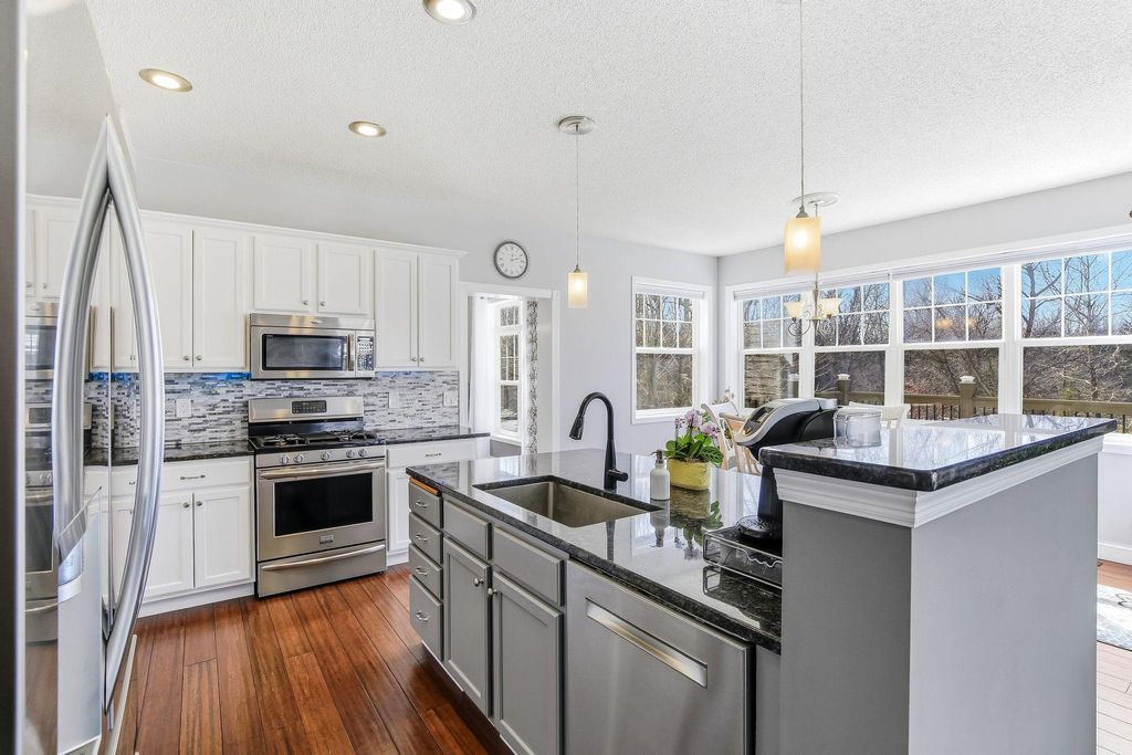 Photo of 18883 95th Avenue N, Maple Grove, MN 55311 (MLS # 7031325)