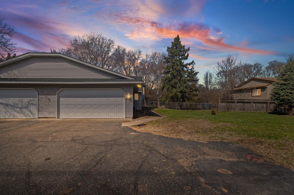Photo of 7521 Xerxes Avenue N, Brooklyn Park, MN 55444 (MLS # 7034206)
