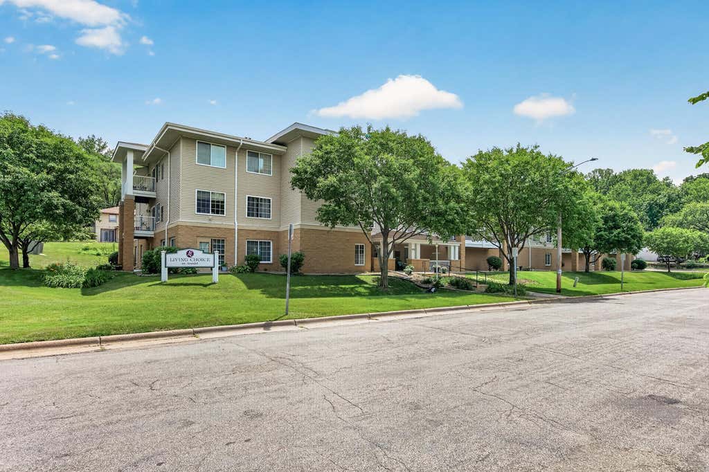 Photo of 1600 Arundel Street #304, Saint Paul, MN 55117 (MLS # 7104922)