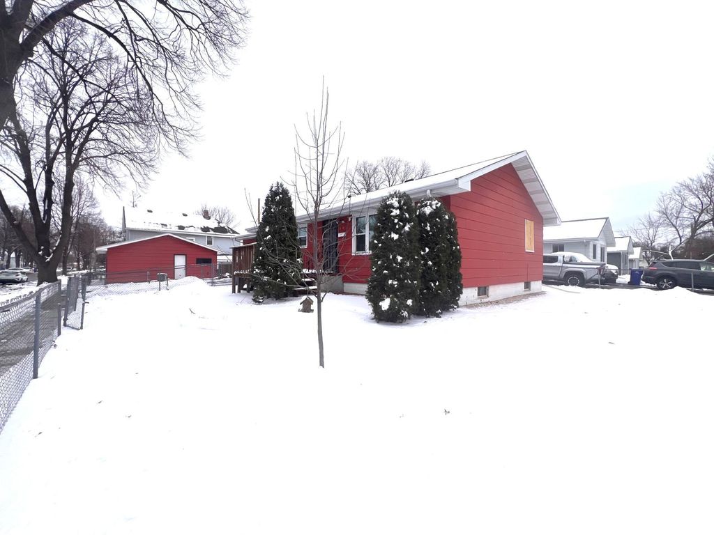 Photo of 578 Elfelt Street #0, Saint Paul, MN 55103 (MLS # 7024431)