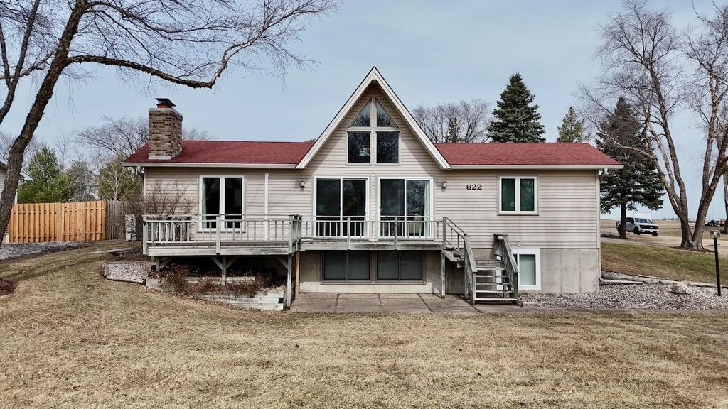 Photo of 622 N Shore Drive, Battle Lake, MN 56515 (MLS # 7045213)