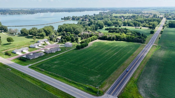N CRAILSHEIM RD, WORTHINGTON, MN 56187 - Image f146bbc6d60cc653a4917fb6c8fd0f62/3486618908