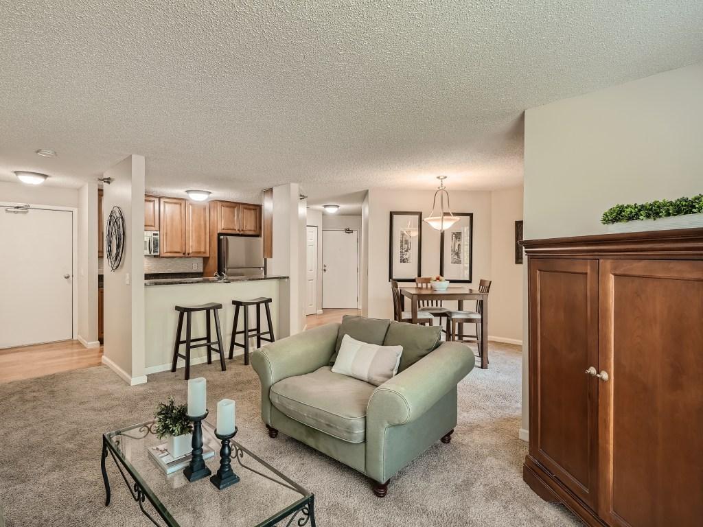 6165 Chasewood Parkway 102