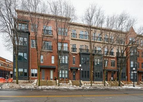 232 8th Street E 232 Saint Paul MN 55101