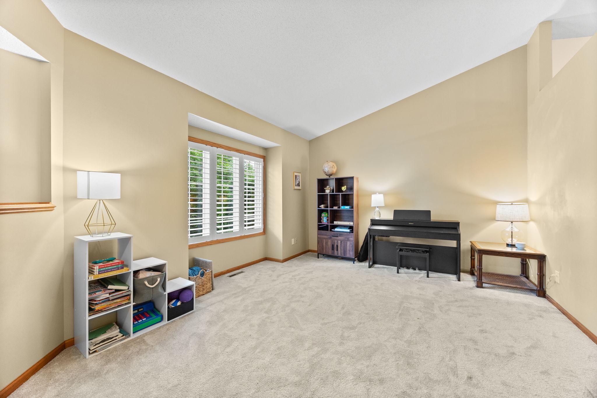 1748 Valley Ridge Place