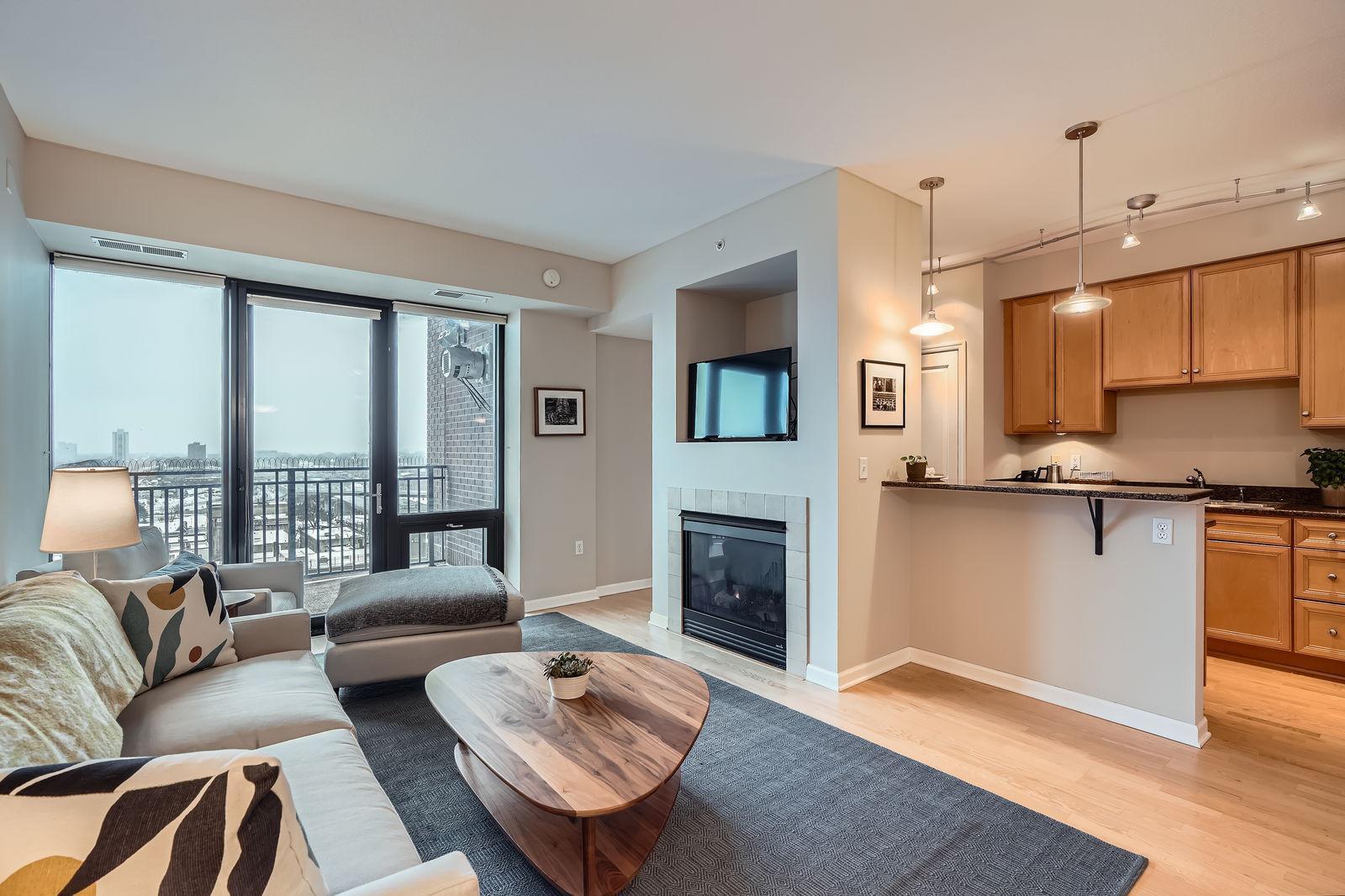 500 E Grant Street 1205