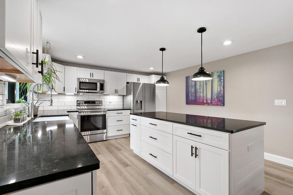 Photo of 1933 Davis Court, Shakopee, MN 55379 (MLS # 7049188)