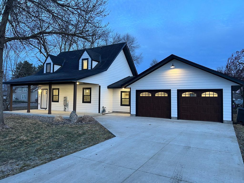 Photo of 309 Central Avenue S, Geneva, MN 56035 (MLS # 7021961)