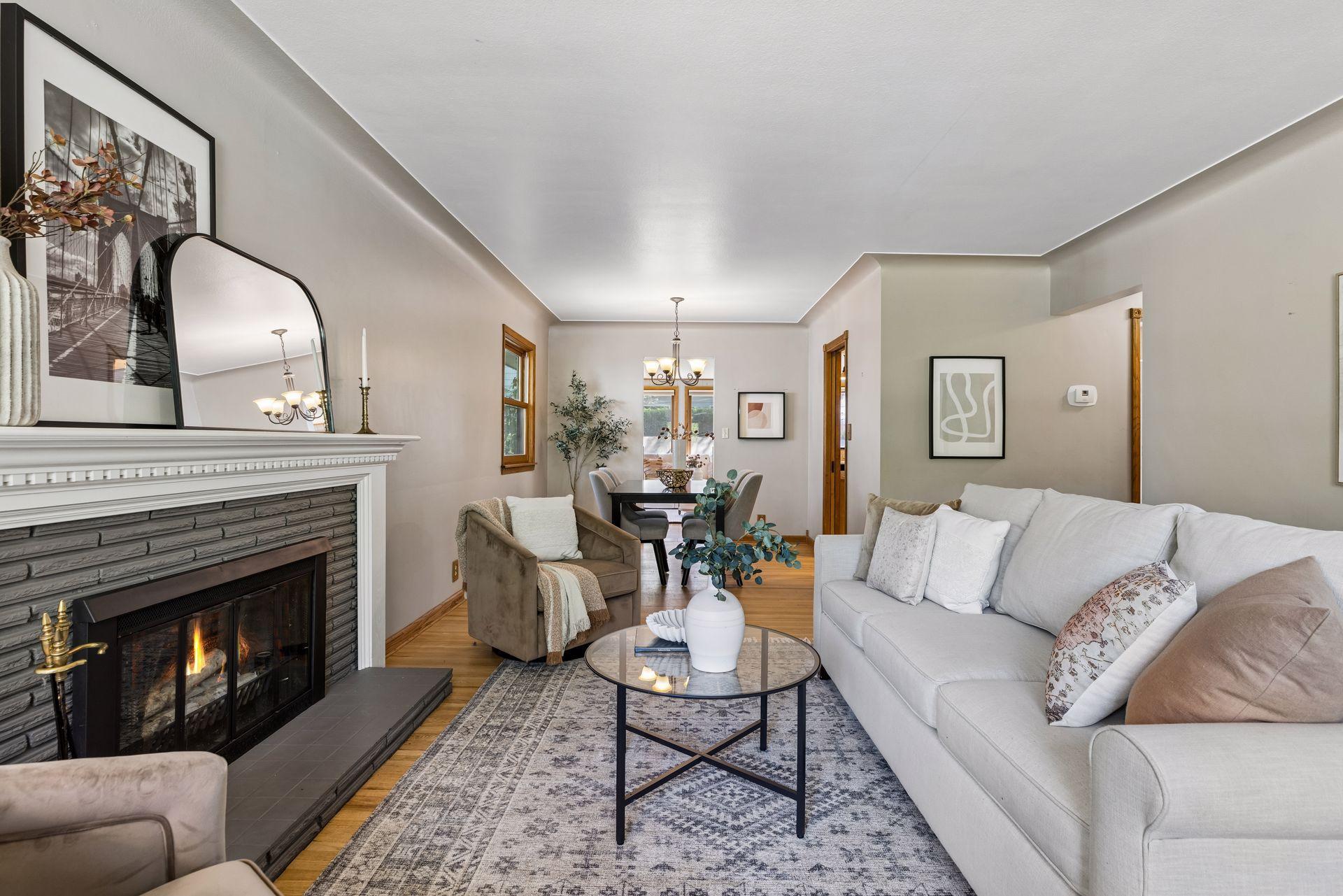 2911 W 54th Street