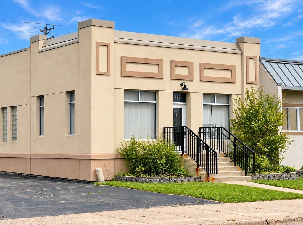 Photo of 411 Front Street #West Building, Brainerd, MN 56401 (MLS # 7153137)