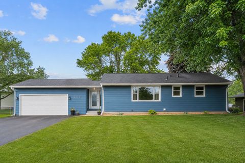 6876 11th Street N Oakdale MN 55128