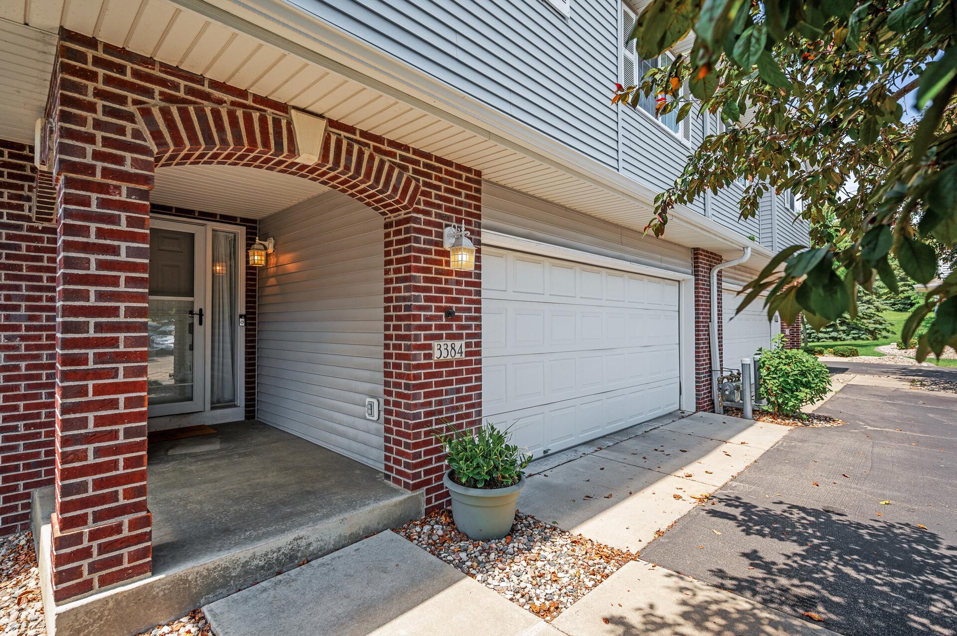 3384 Spring Glen Circle NW