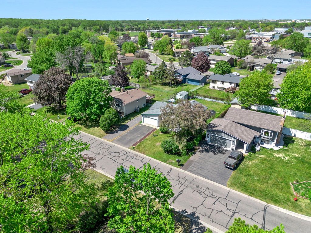 Photo of 8441 Idaho Avenue N, Brooklyn Park, MN 55445 (MLS # 7073246)