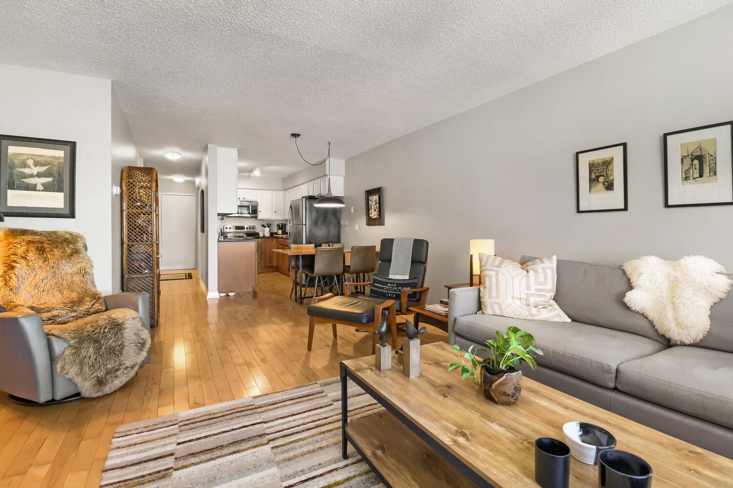 2727 W 43rd Street 412