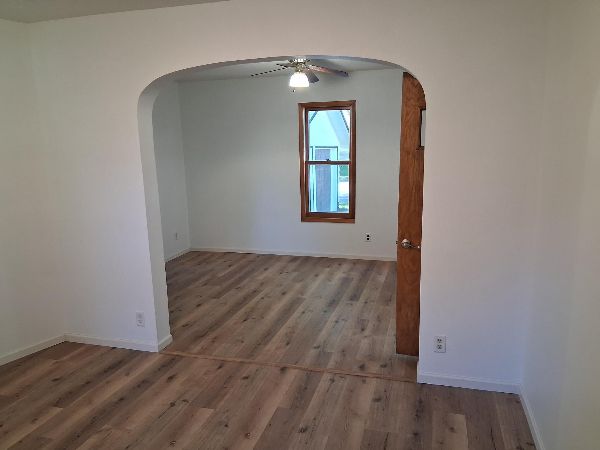 217 W Oak Street
