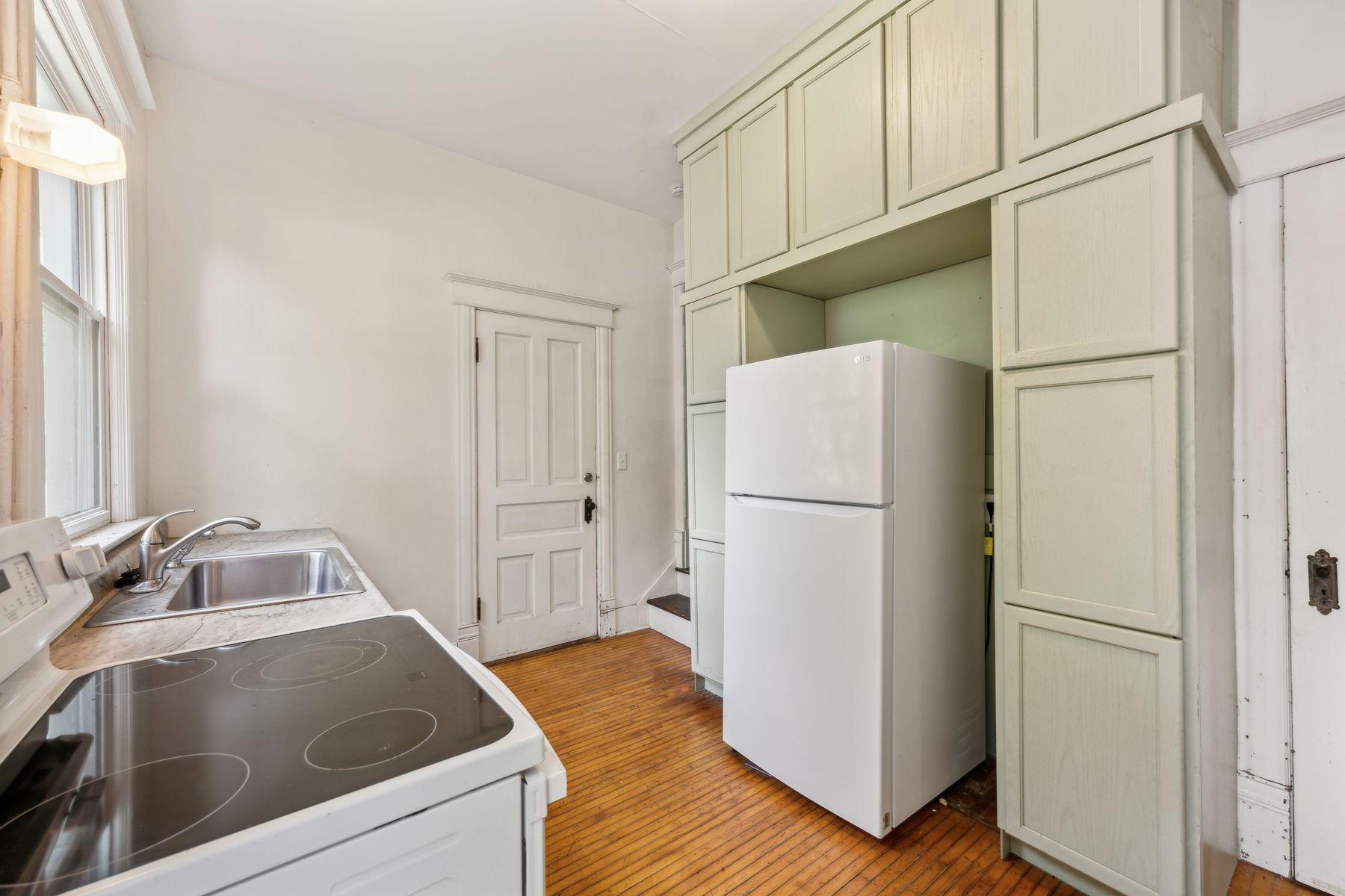 301 Angel Avenue SW