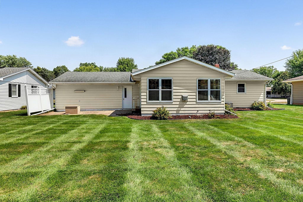 Photo of 523 6th Ave AVE N, Cold Spring, MN 56320 (MLS # 7124047)