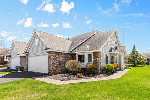 1039 Westcliff Curve Shoreview MN 55126