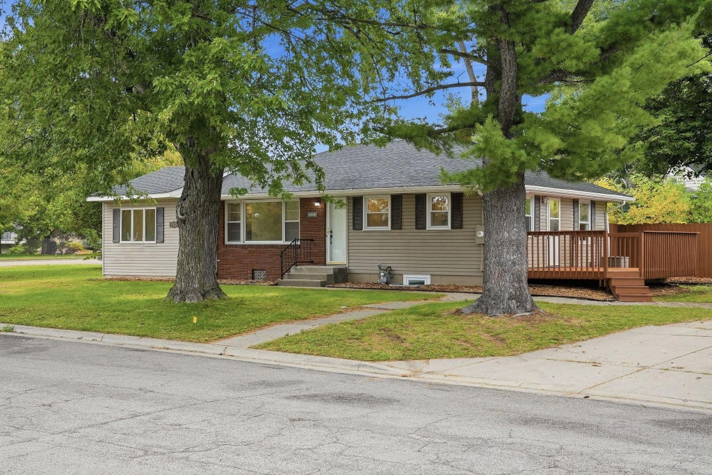 Photo of 1038 Larpenteur Avenue W, Saint Paul, MN 55113 (MLS # 7152542)