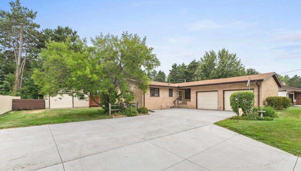 Photo of 345 Sunset Lane N, Cambridge, MN 55008 (MLS # 7124157)