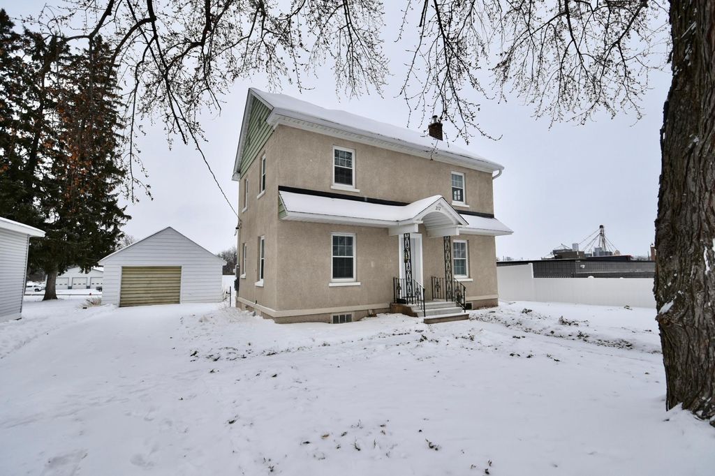 Photo of 212 W 3rd Street, Zumbrota, MN 55992 (MLS # 6825172)