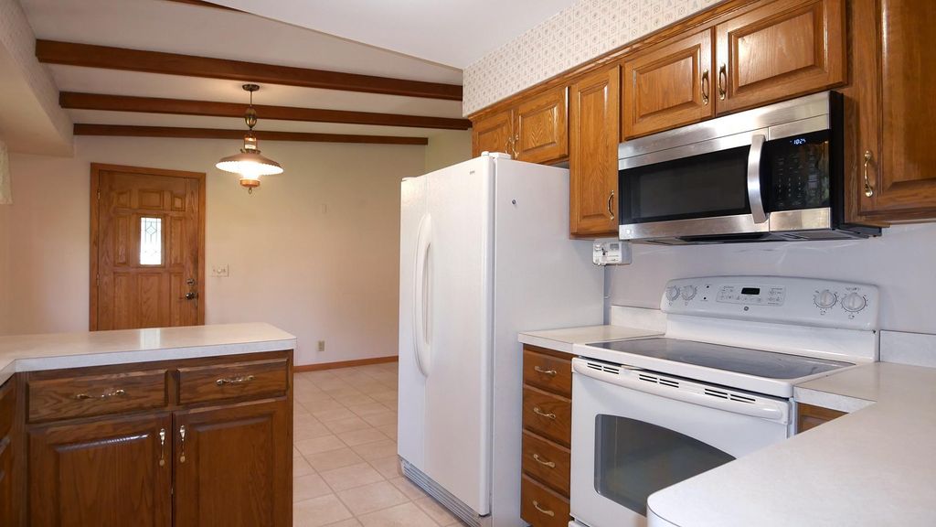 Photo of 164 Linden Drive, Apple Valley, MN 55124 (MLS # 7060068)