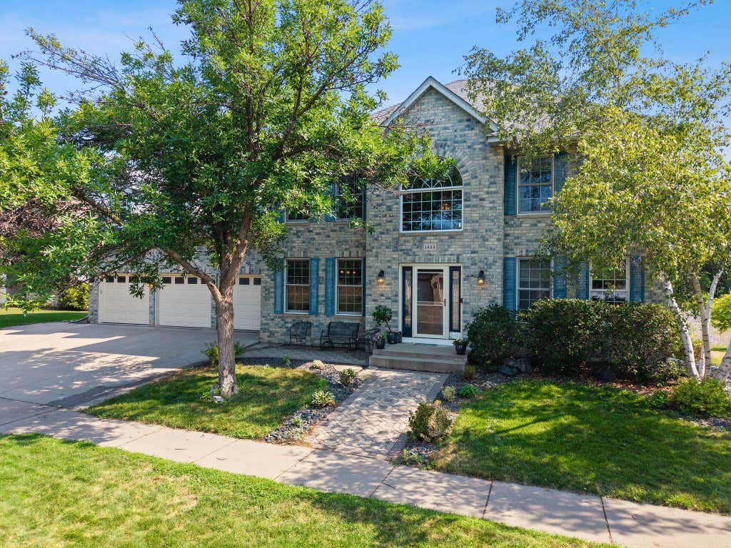 Photo of 1484 Riverbluff Drive, Hastings, MN 55033 (MLS # 7117759)