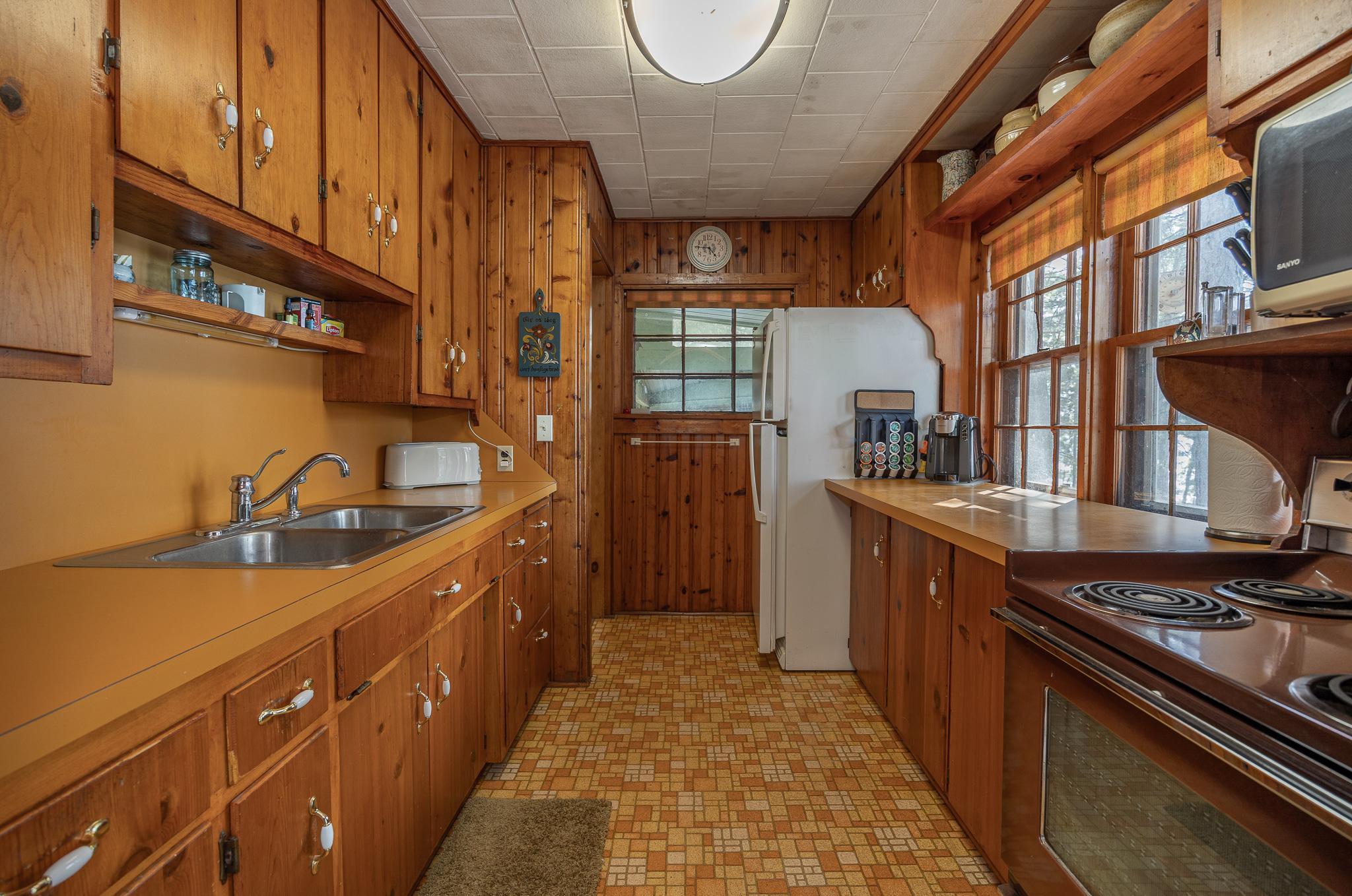 549 County 43 NW
