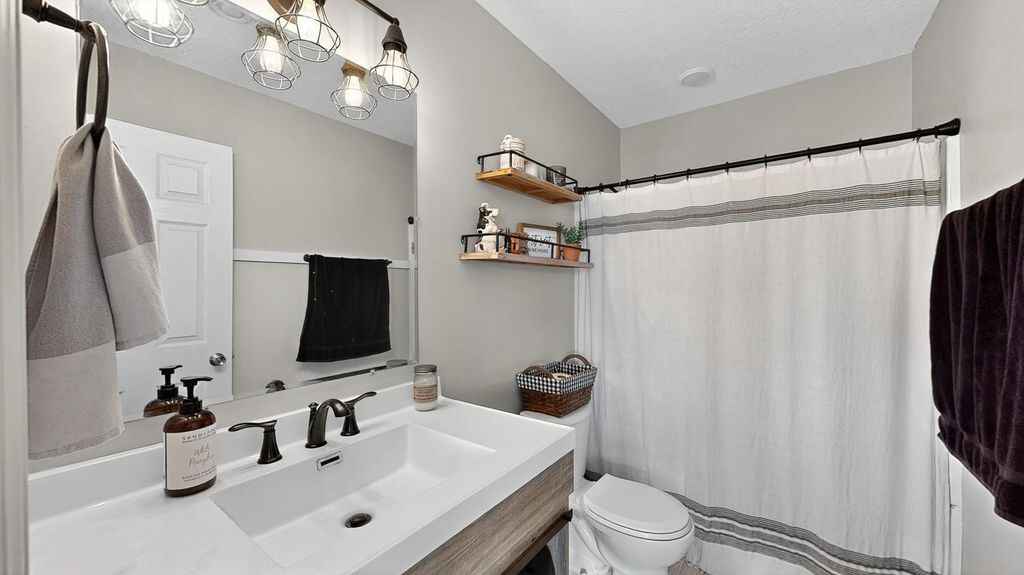 Photo of 190 Red School Lane, Kellogg, MN 55945 (MLS # 7018153)