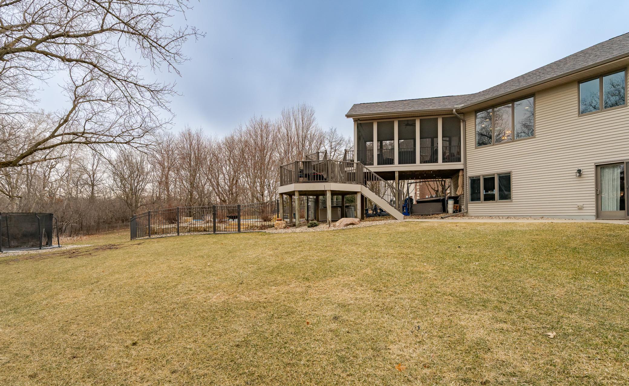 Rochester, Minnesota, 55902, United States, 5 Bedrooms Bedrooms, ,5 BathroomsBathrooms,Residential,Active,2028543