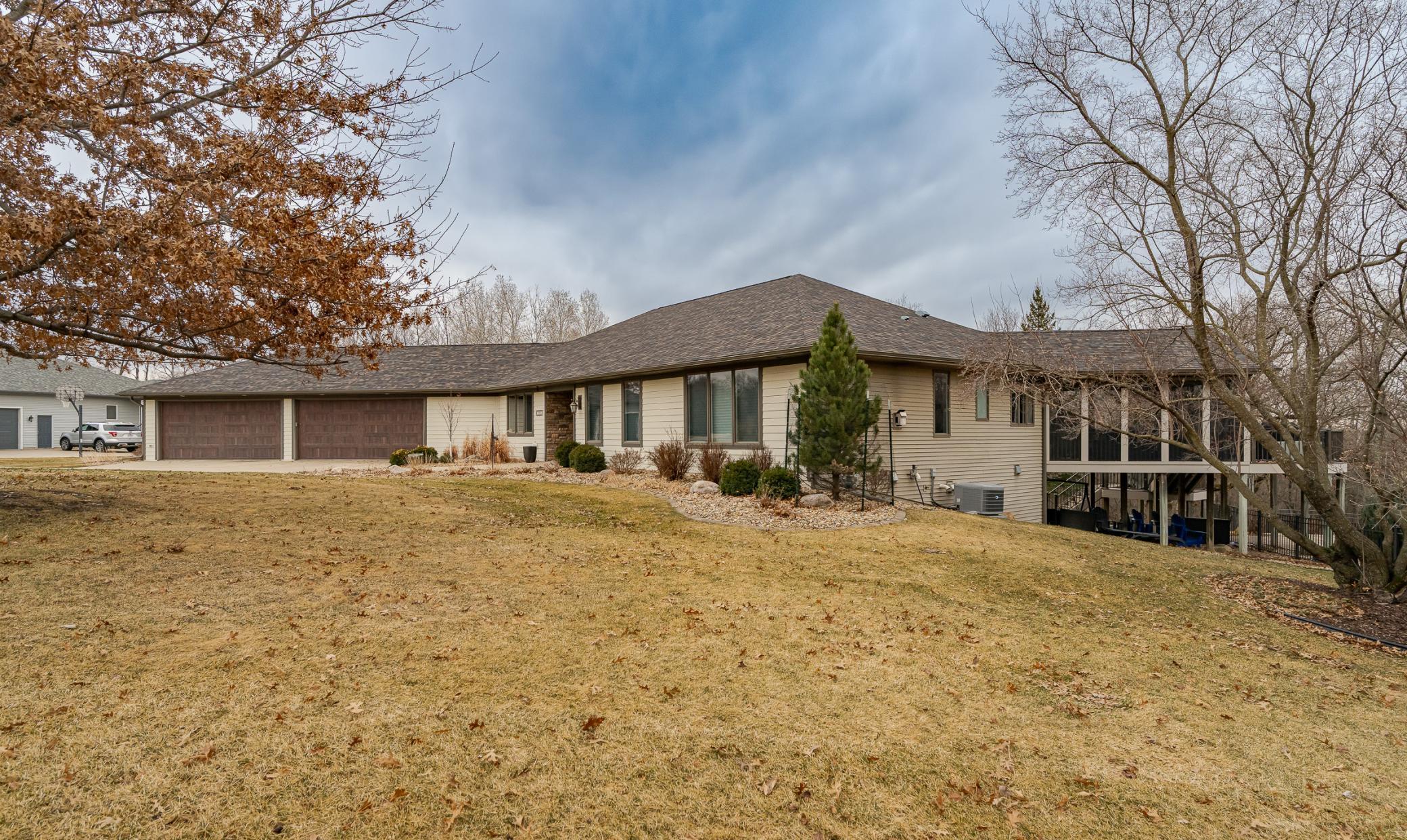 Rochester, Minnesota, 55902, United States, 5 Bedrooms Bedrooms, ,5 BathroomsBathrooms,Residential,Active,2028543