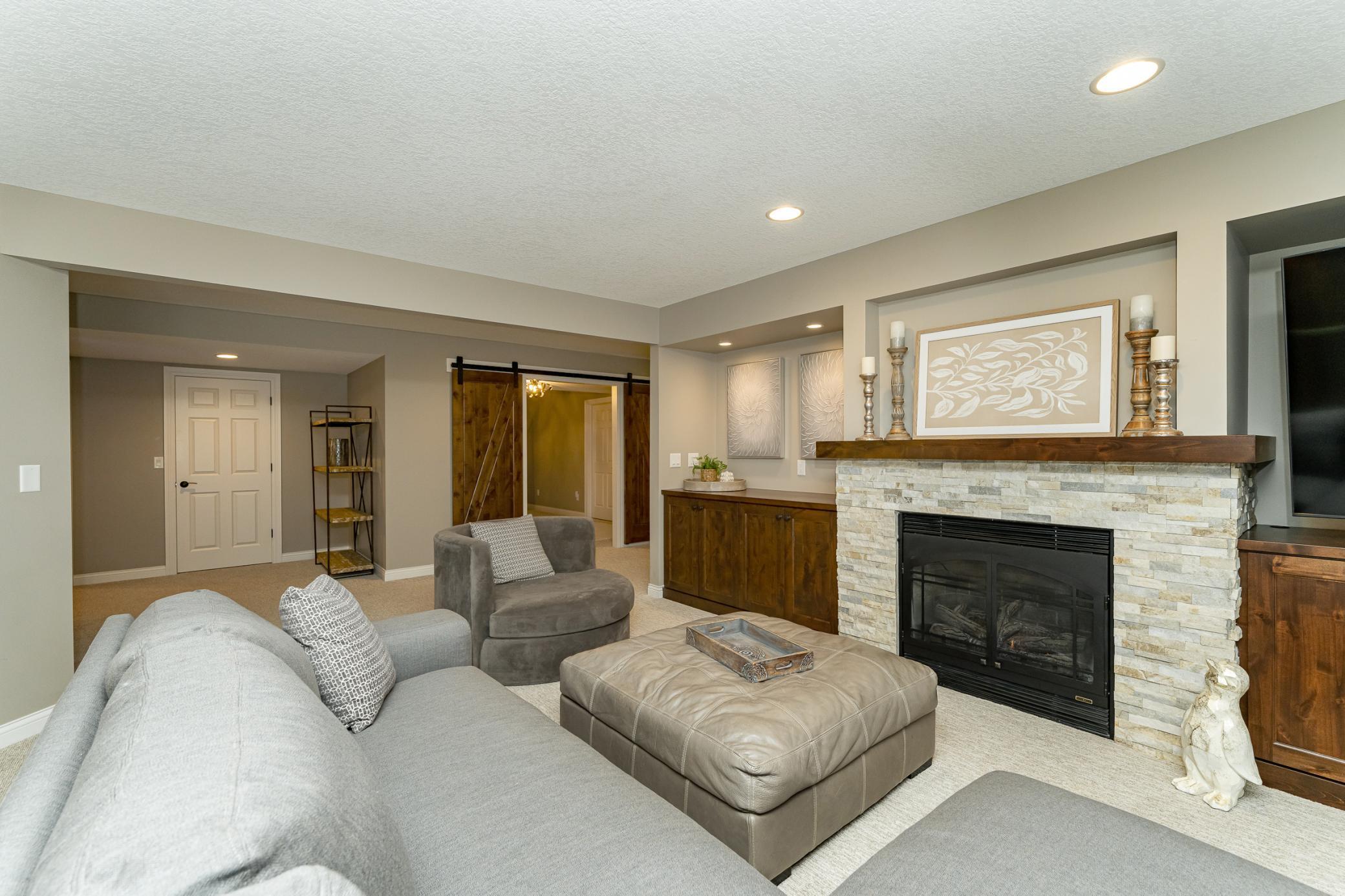 Rochester, Minnesota, 55902, United States, 5 Bedrooms Bedrooms, ,5 BathroomsBathrooms,Residential,Active,2028543