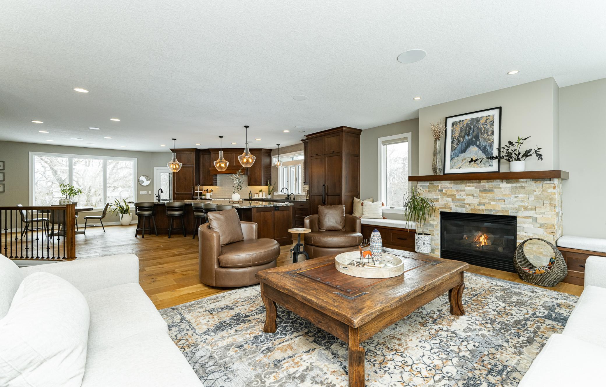 Rochester, Minnesota, 55902, United States, 5 Bedrooms Bedrooms, ,5 BathroomsBathrooms,Residential,Active,2028543